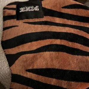 VS PINK large animal print Sherpa blanket